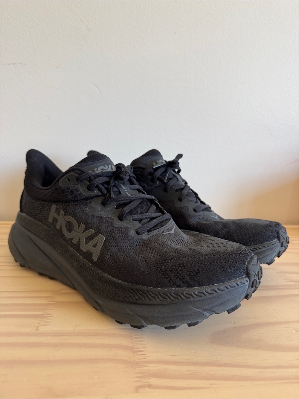 Hoka Challenger ATR 7